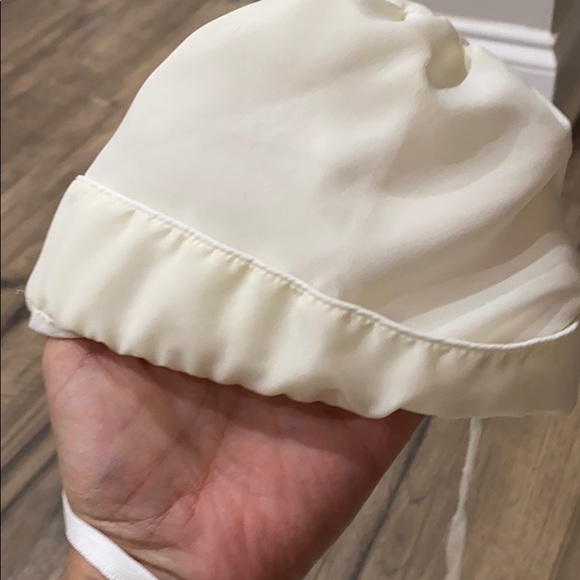 Gawn  .hat and bag Baptist dress . - Picture 7 of 11